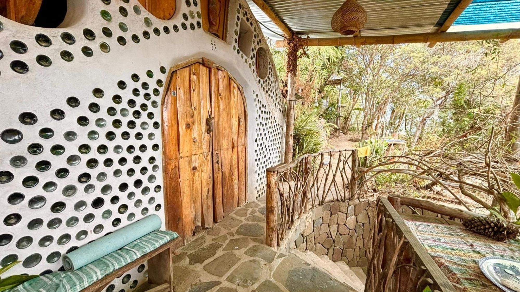 Pensjonat Earthship Atitlan San Marcos La Laguna Zewnętrze zdjęcie